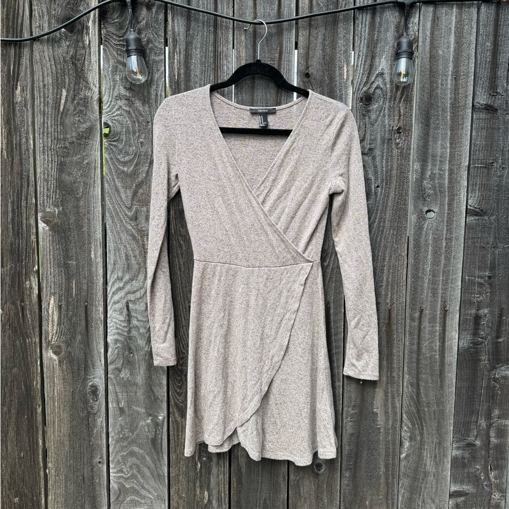 Forever 21 Light Brown Tan V Neck Faux Wrap Long Sleeve Mini Sweater Dress Mediu
